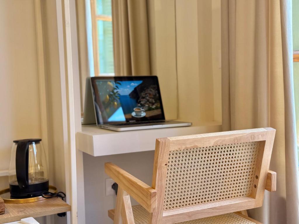 TV a/nebo společenská místnost v ubytování Old Town Suites Muradie