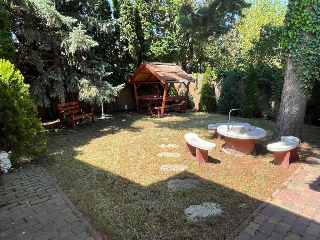 Zahrada ubytování Csipke Apartman