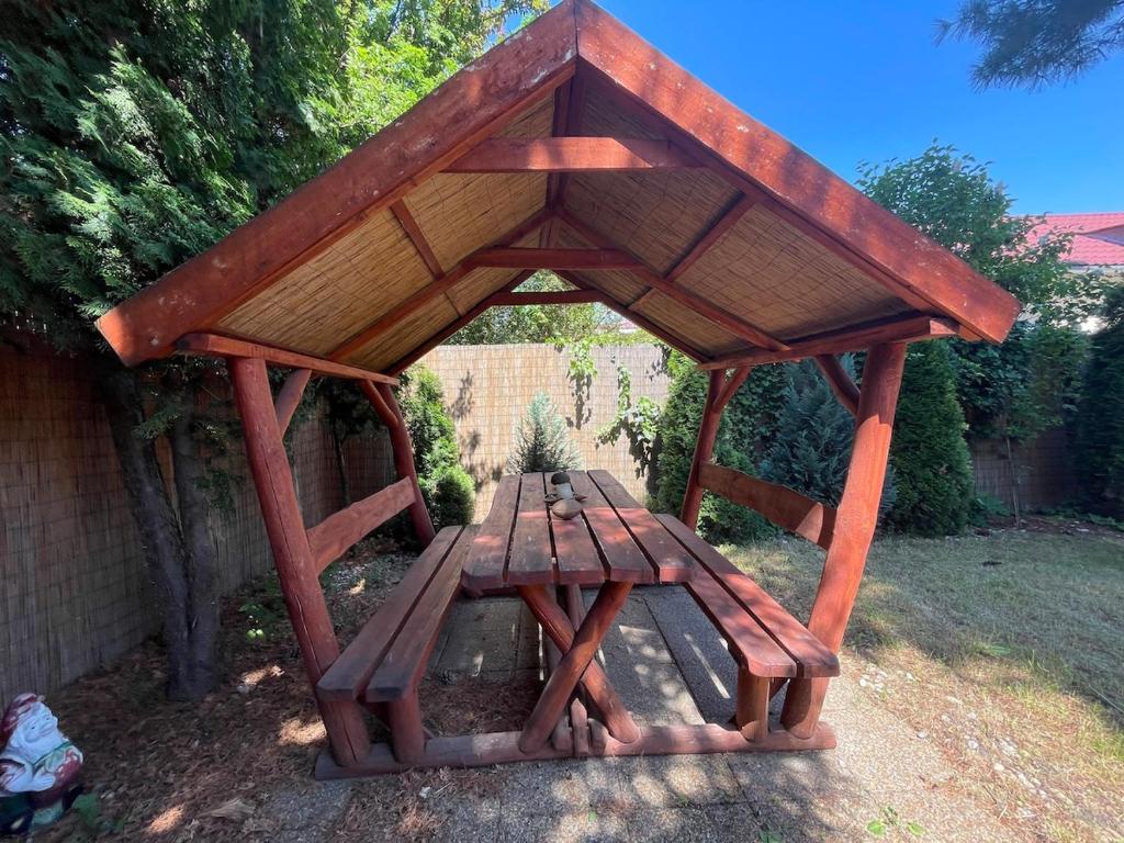 Zahrada ubytování Csipke Apartman