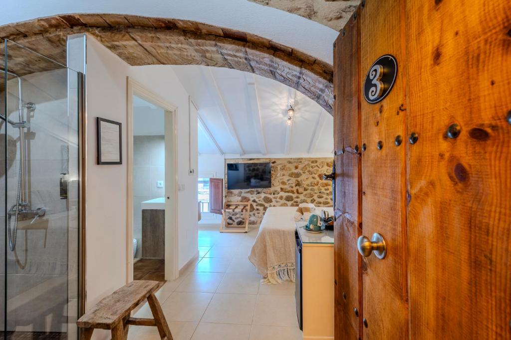 TV a/nebo společenská místnost v ubytování Casa Rural Lliber