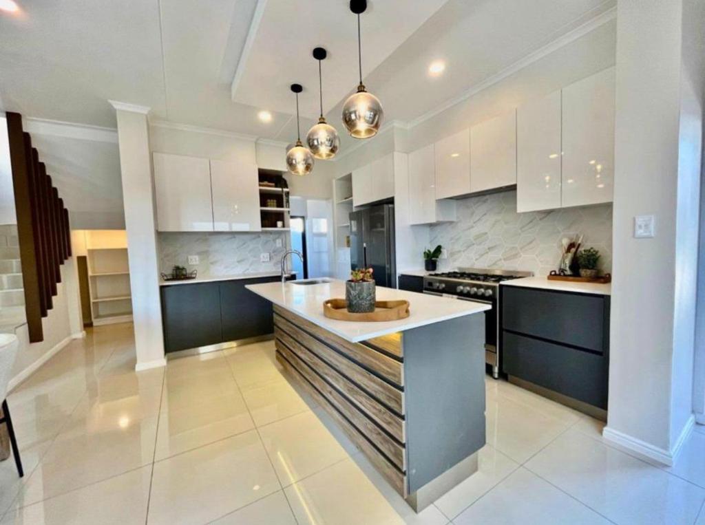 Η κουζίνα ή μικρή κουζίνα στο Granite luxury apartments