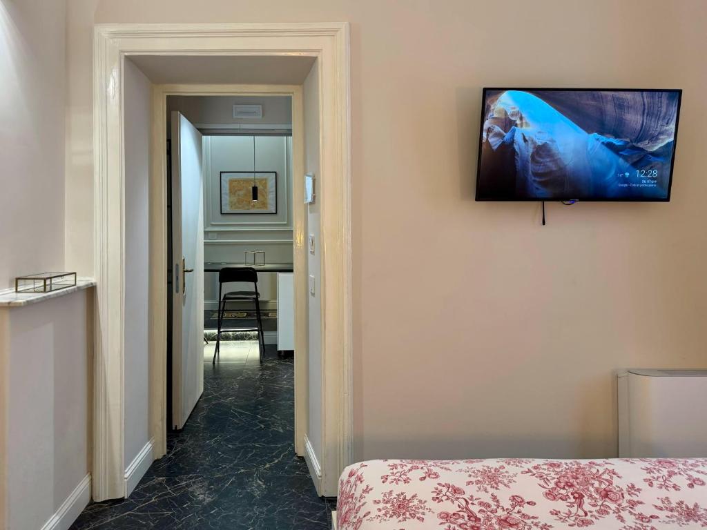 Room Roma Nazionale - 4