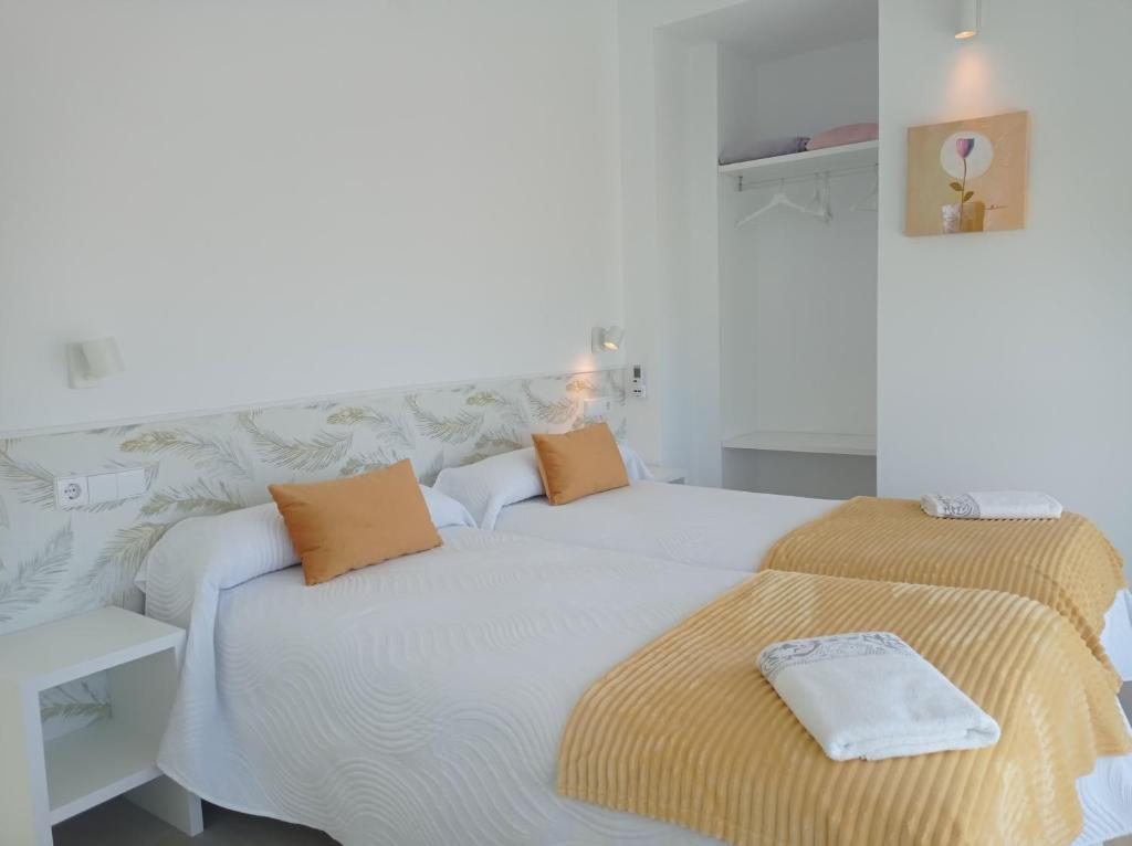 LAR JARDÍN - Casas con parking privado - 9