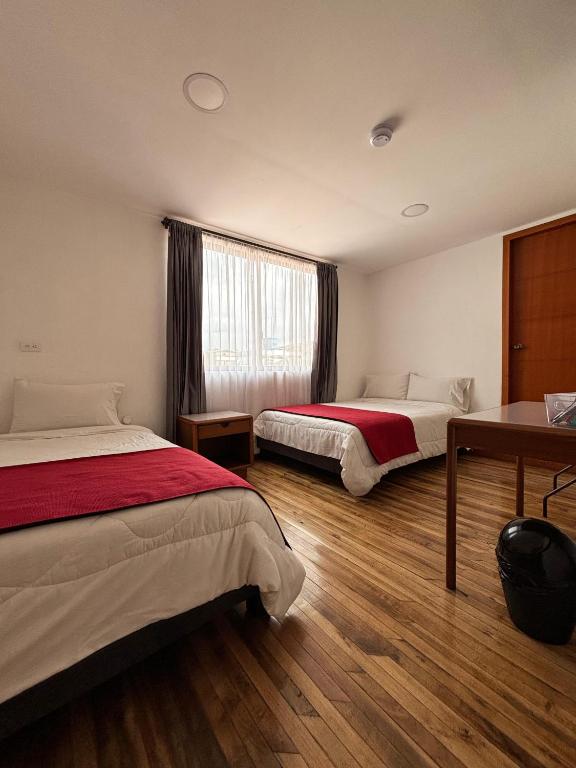 Postel nebo postele na pokoji v ubytování HOTEL COMFORT- Inn