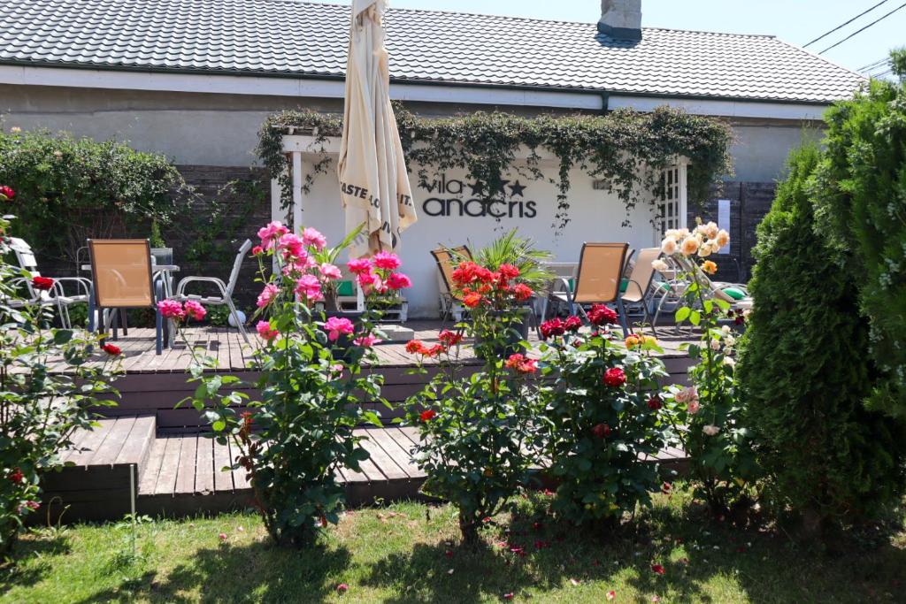 Zahrada ubytování Anacris Guesthouse