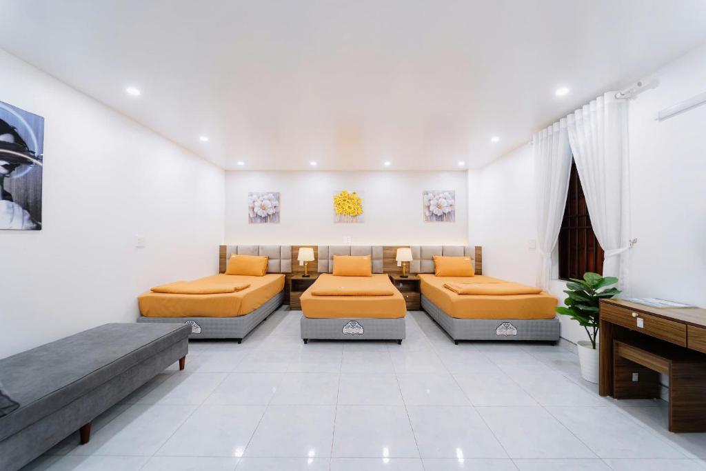 Ha Giang Loop Discovery Hostel & tours - Deluxe Triple Room