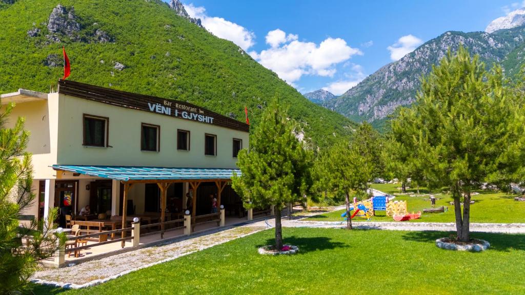 Příroda nedaleko hotelu
