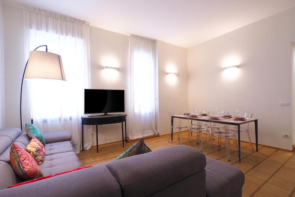 Court House Elegant Apartment