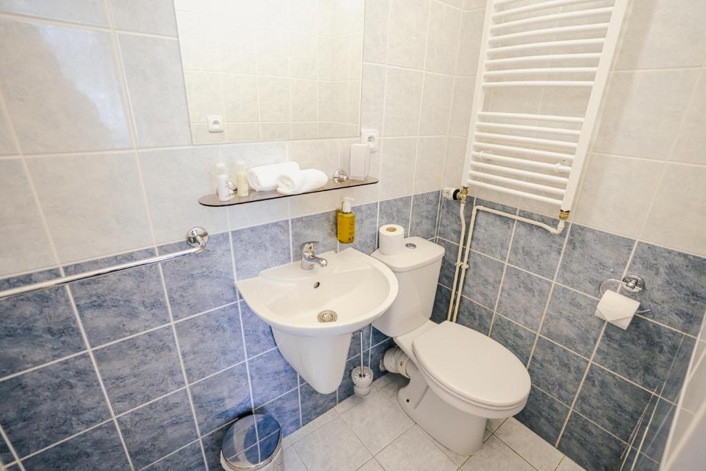 Koupelna v ubytování Hotel Šipka