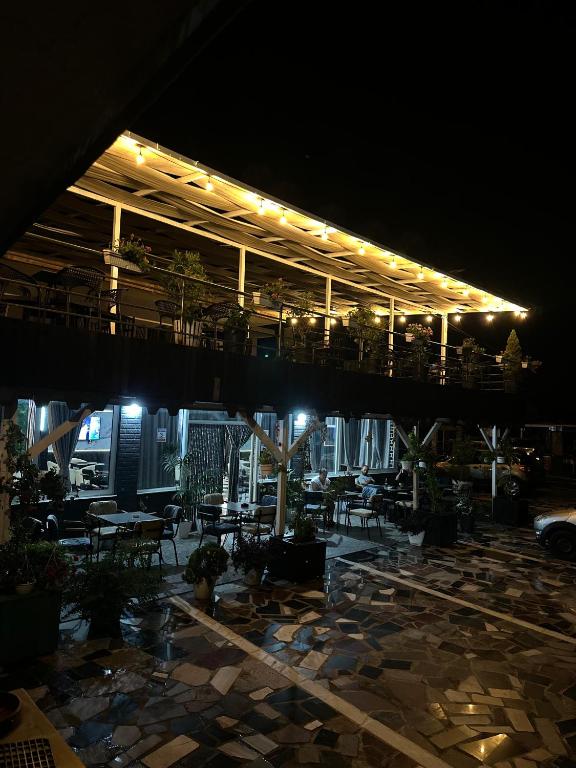 Fotografie z fotogalerie ubytování Restorant and Rooms Vellezerit Ndoj v destinaci Drač