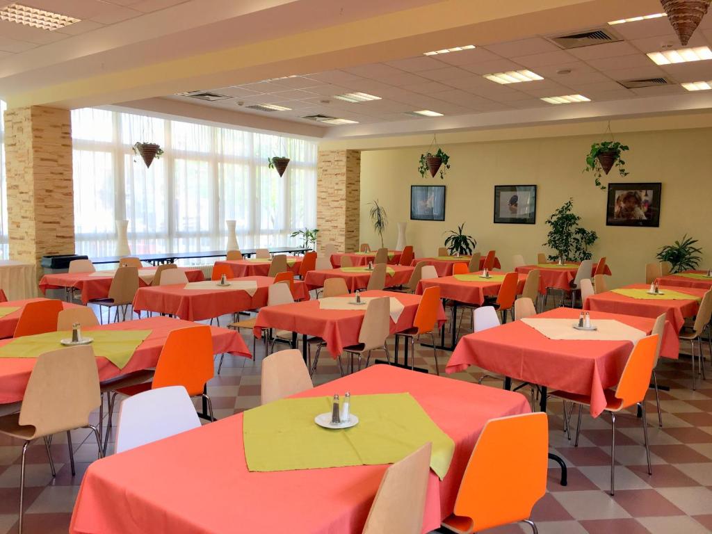 Restaurace v ubytování CEU Konferencia Központ