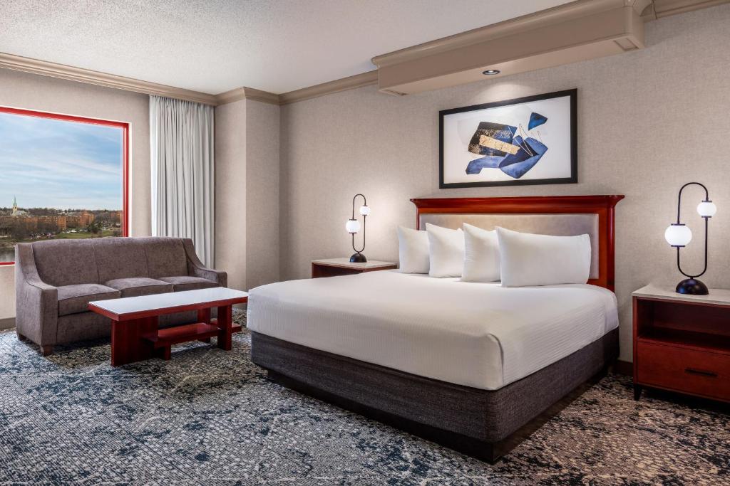 Harrah's Joliet Casino Hotel - 