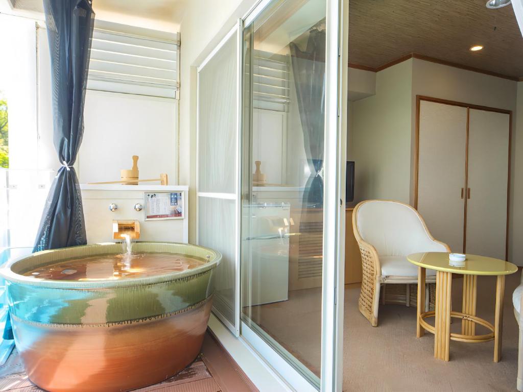 Koupelna v ubytování LiVEMAX RESORT Setouchi Sea Front