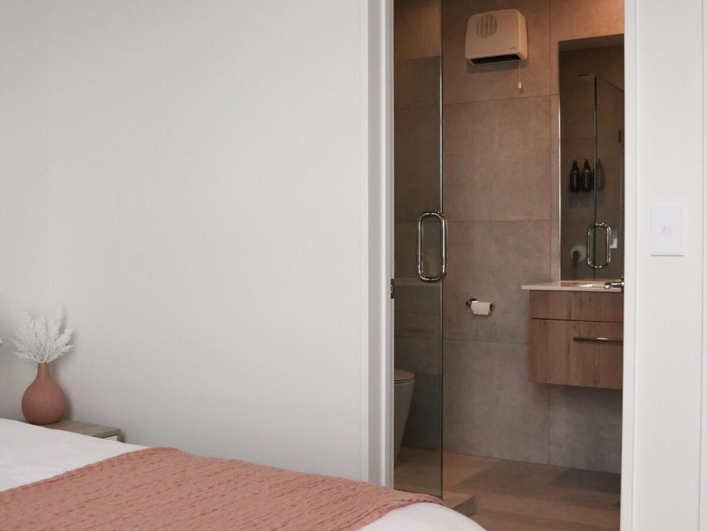 Family Friendly - Close to new stadium - Resim 8