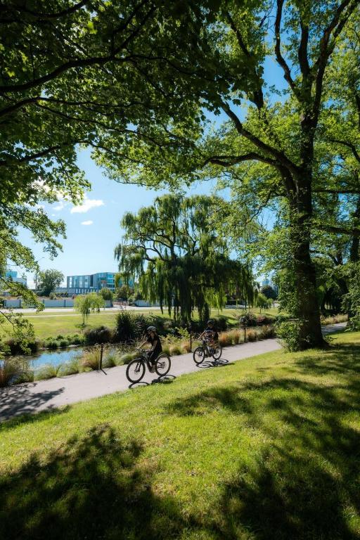 Family Friendly - Close to new stadium - Resim 13