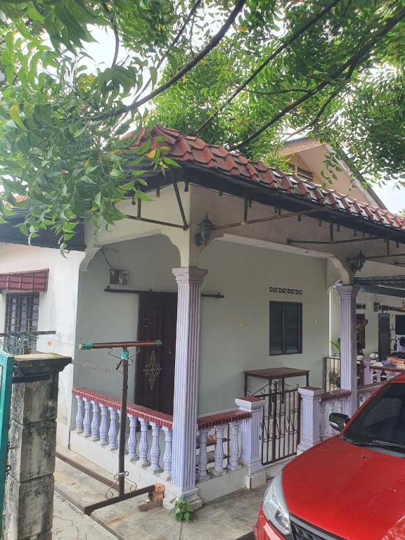 Bangunan di mana terletaknya rumah percutian