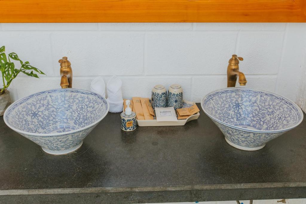 Phòng Giường Đôi Nhìn Ra Vườn