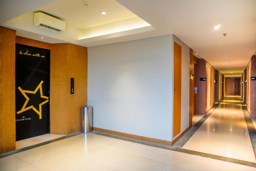 Fotografie z fotogalerie ubytování Yellow Star Ambarukmo Hotel v destinaci Yogyakarta