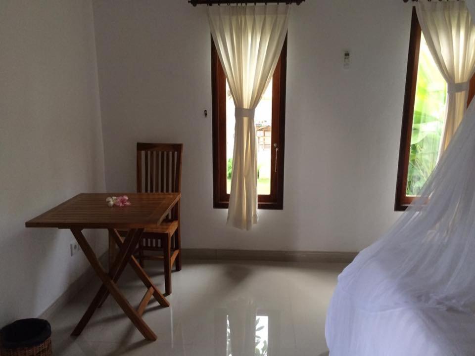 Soka Amed Beach - Deluxe Double Room With Balcony