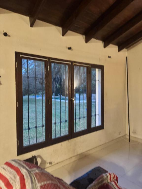 casa independiente dentro de un quinta