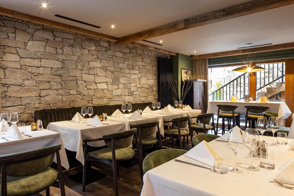 Restaurace v ubytování Hotel MONT-BLANC VAL D'ISERE