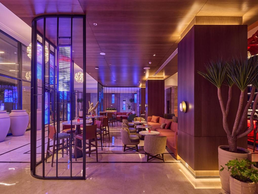 ICONIQA - The Lifestyle Hotel of Mumbai