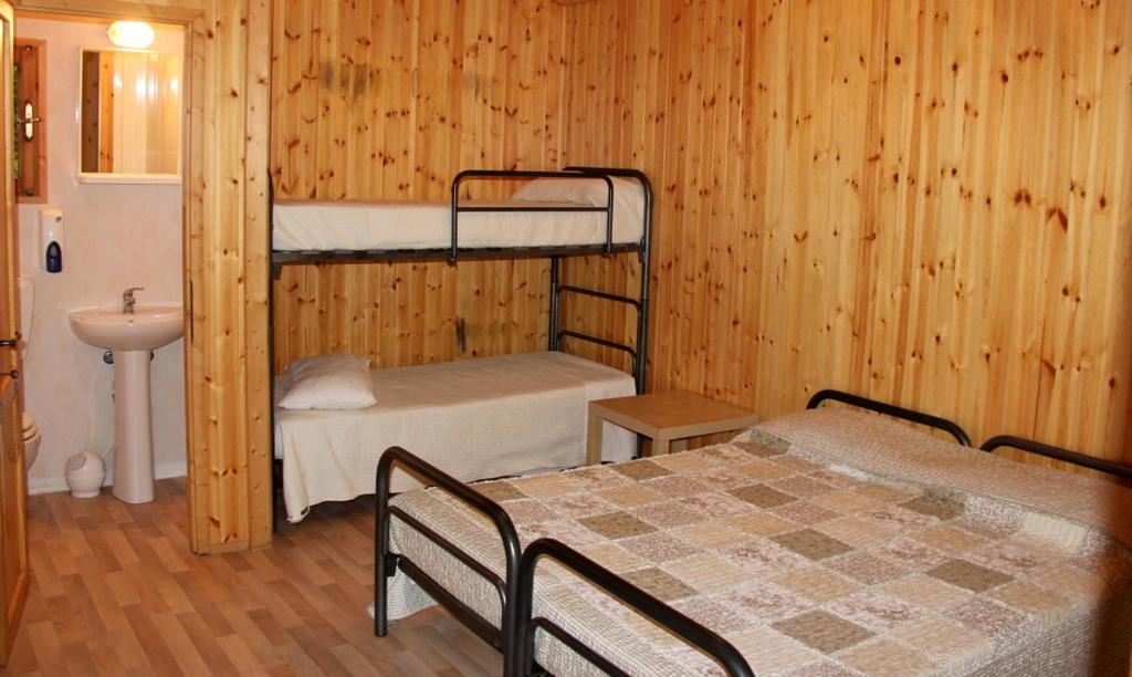 Postel nebo postele na pokoji v ubytování Anthares World Resort