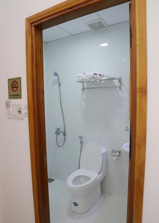 Koupelna v ubytování Danang Beach 2 Hotel