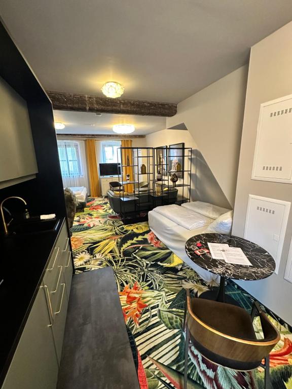 Pebbles Suiten by RiNG - 7