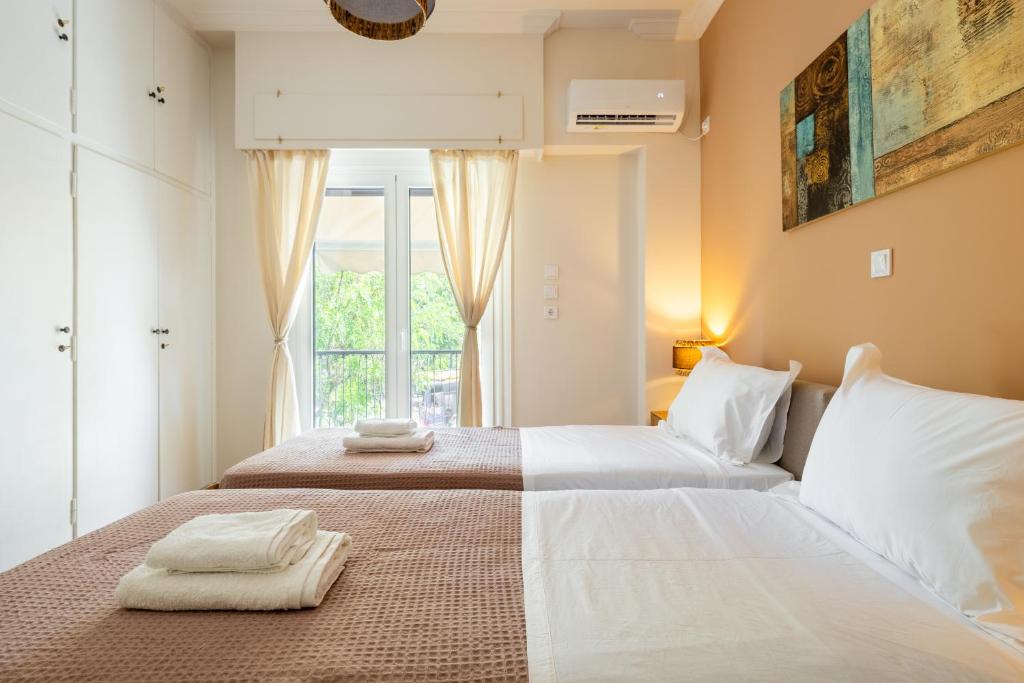 Renovated apartment near Acropolis photo
