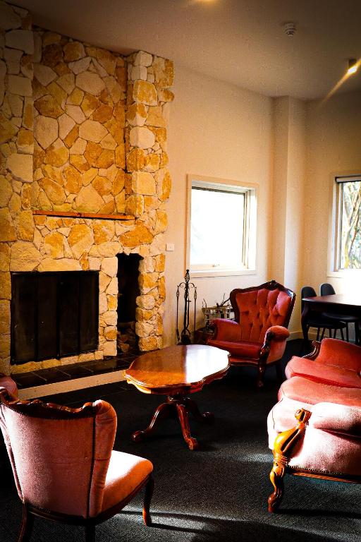 Posezení v ubytování Cooroona Alpine Lodge