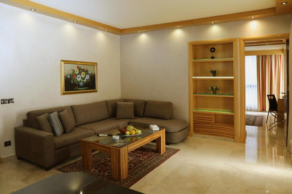 Posezení v ubytování Imperial Suites Hotel