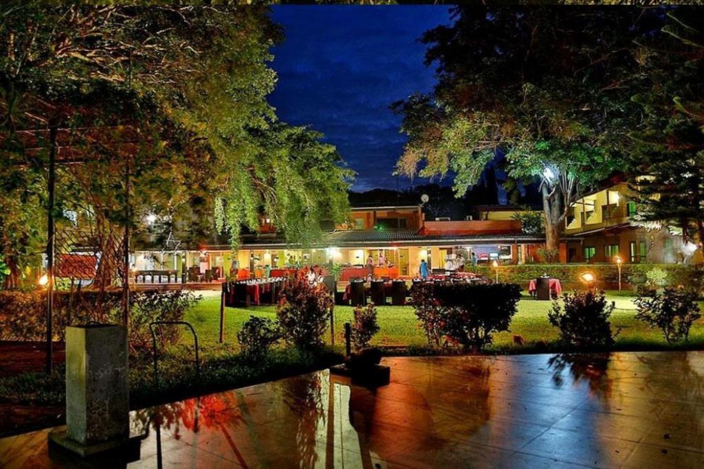Zahrada ubytování Miridiya Lake Resort