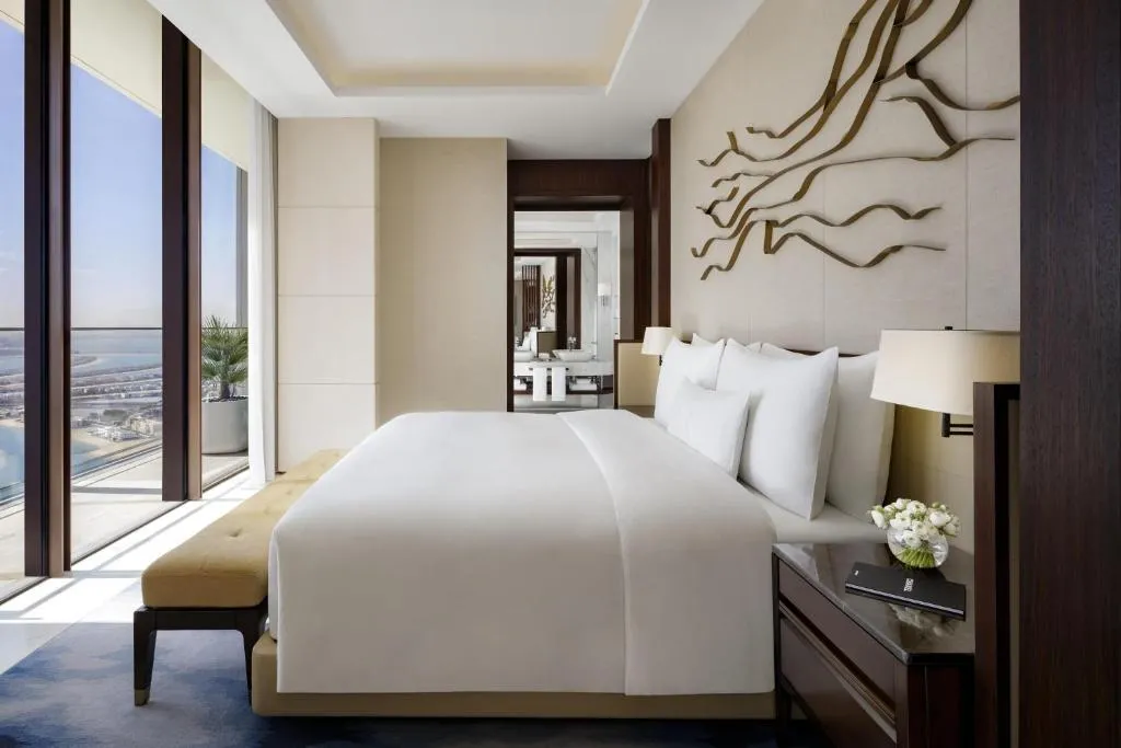 Sky view suite