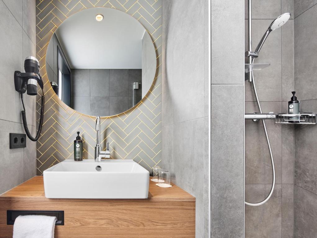 Koupelna v ubytování H2 Hotel Erfurt