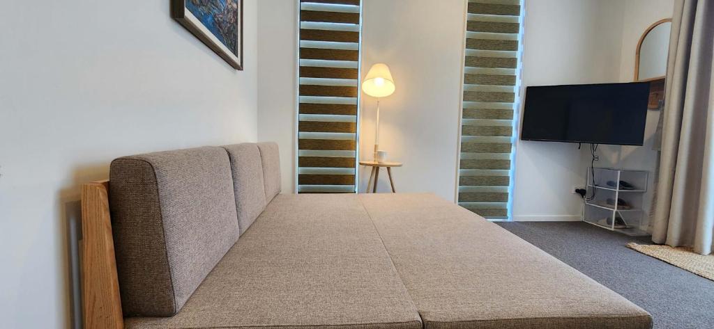 Cozy Retreat on Serene Street - Resim 11