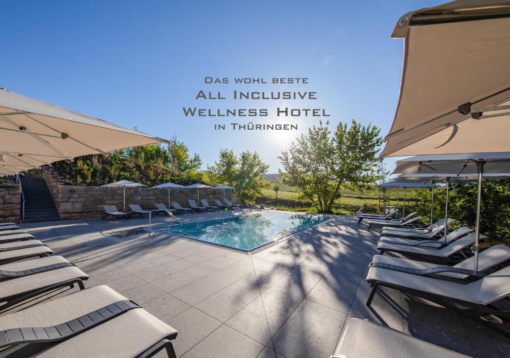Bazén v ubytování FAIR RESORT All Inclusive Wellness & Spa Hotel Jena nebo v jeho okolí