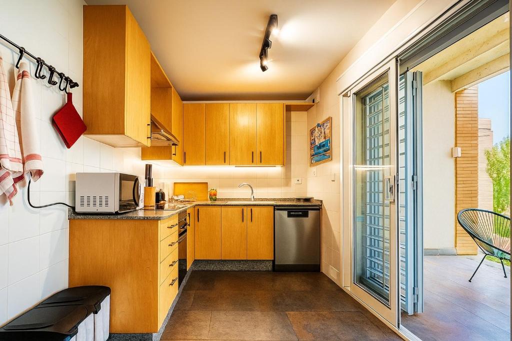 Kuchyň nebo kuchyňský kout v ubytování Vivienda privilegiada cerca del mar, Cabo de Palos