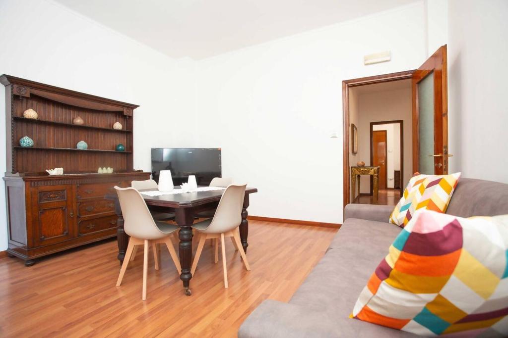 Et opholdsområde på Villa Maria Apartment