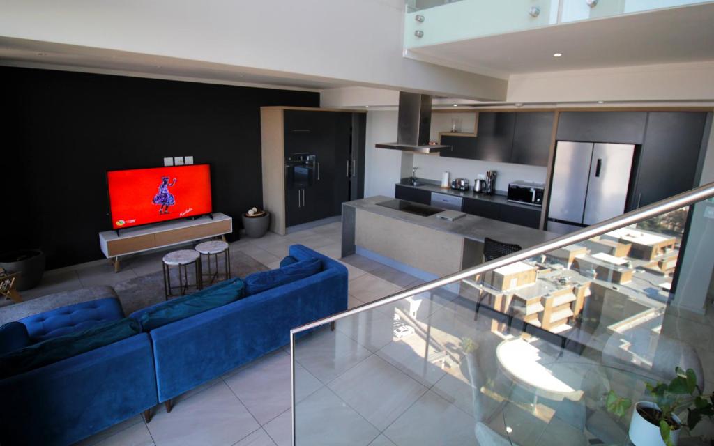 Sandton Smart Apartment Sixteen - Penthouse Apartment