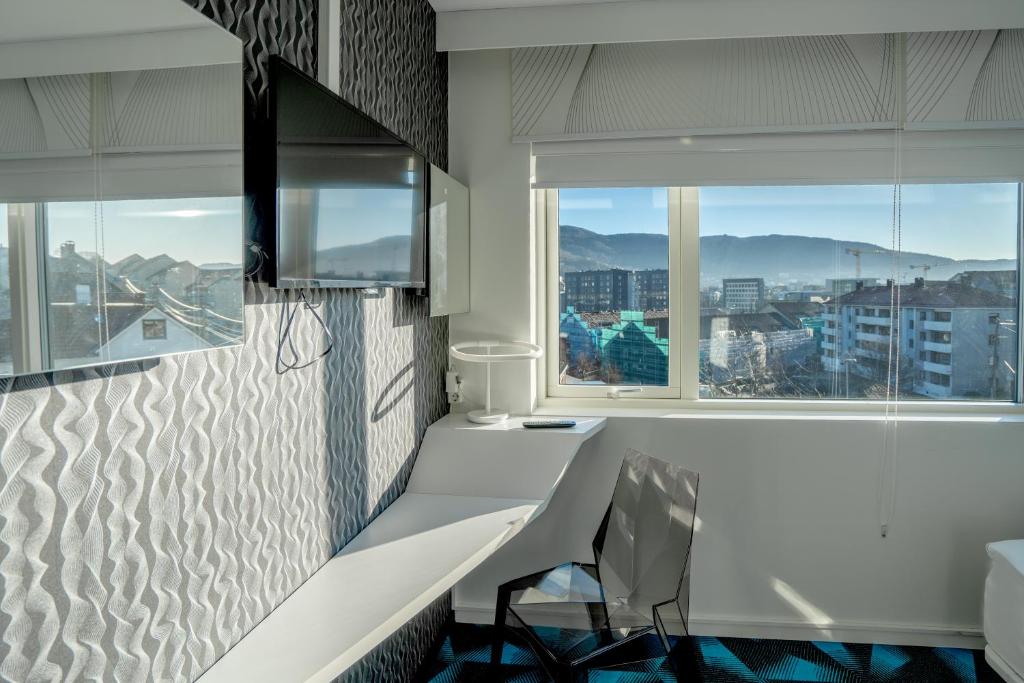 Magic Hotel Solheimsviken - Resim 15