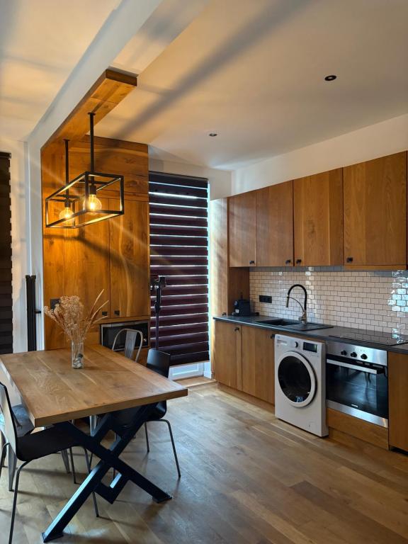 Η κουζίνα ή μικρή κουζίνα στο Taboe's Hideout