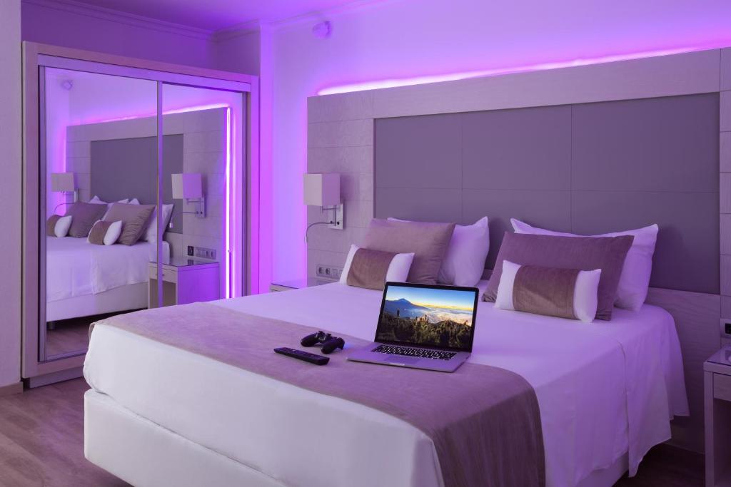 Tigotan Lovers & Friends Playa de las Americas - Adults Only ...