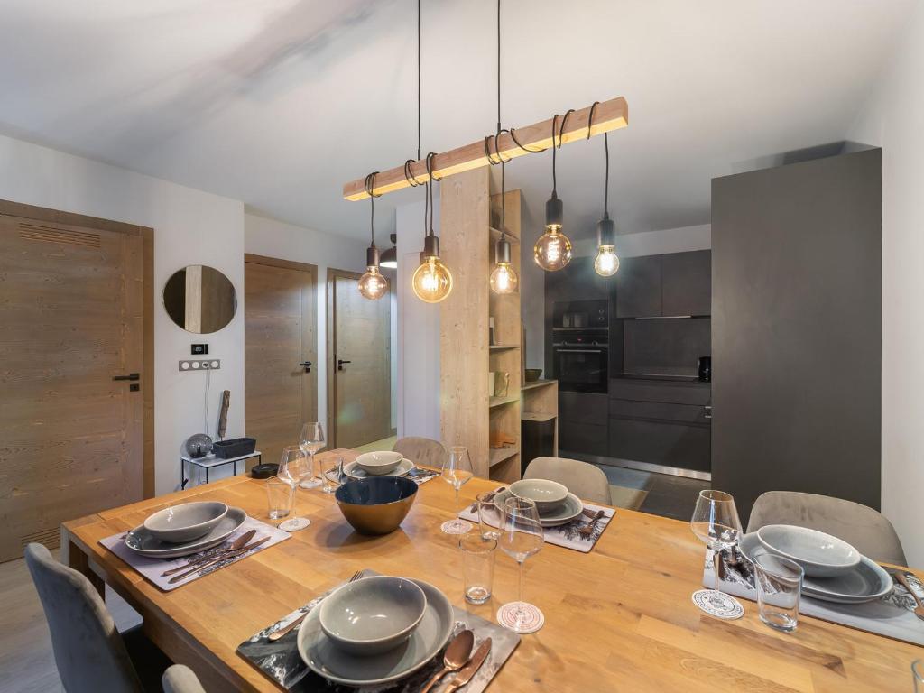 Fotografia z galérie ubytovania Appartement cosy à Rochebrune, piscine et parking - FR-1-569-58 v destinácii Megève