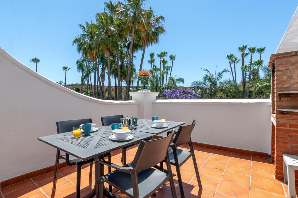 Casablanca 25 Oasis Properties