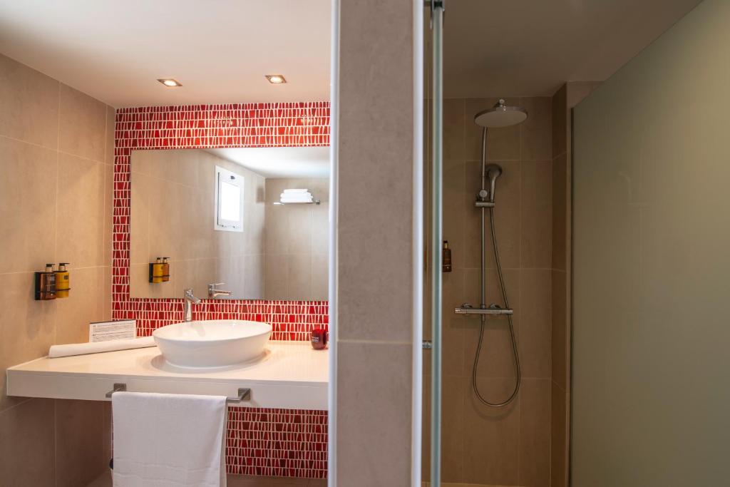 Koupelna v ubytování Aequora Lanzarote Suites