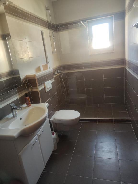 Vannituba majutusasutuses Apartmani590