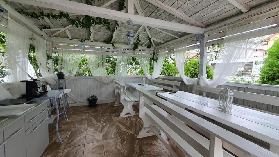 Zahrada ubytování Anacris Guesthouse