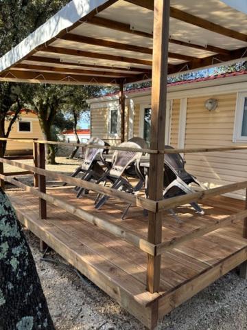 Fotografie z fotogalerie ubytování Camping l'Horizon 30 v destinaci Les Mages