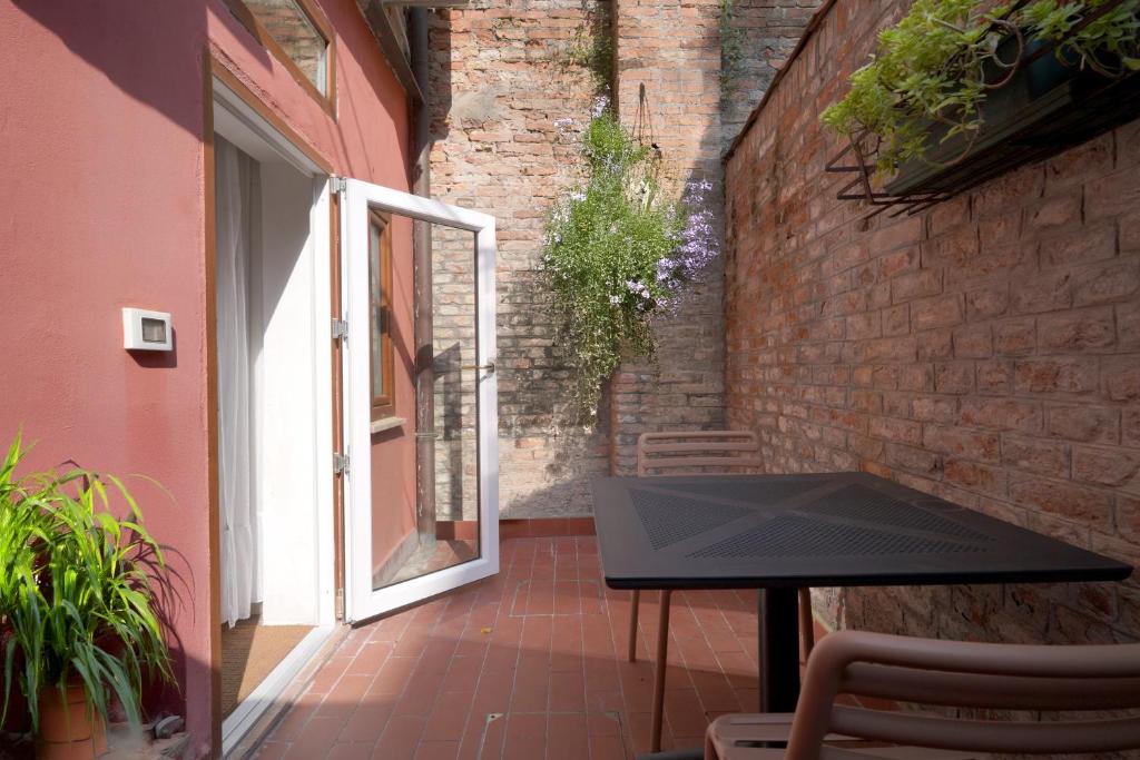 Ban công/sân hiên tại Apartment with court center Venice Historical Center